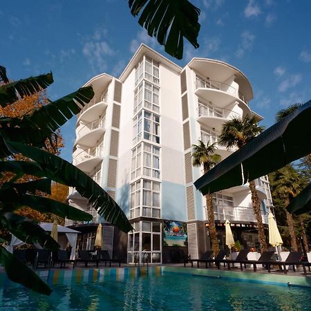 Отель  Sunrise Garden 3* Гагра Экстерьер фото