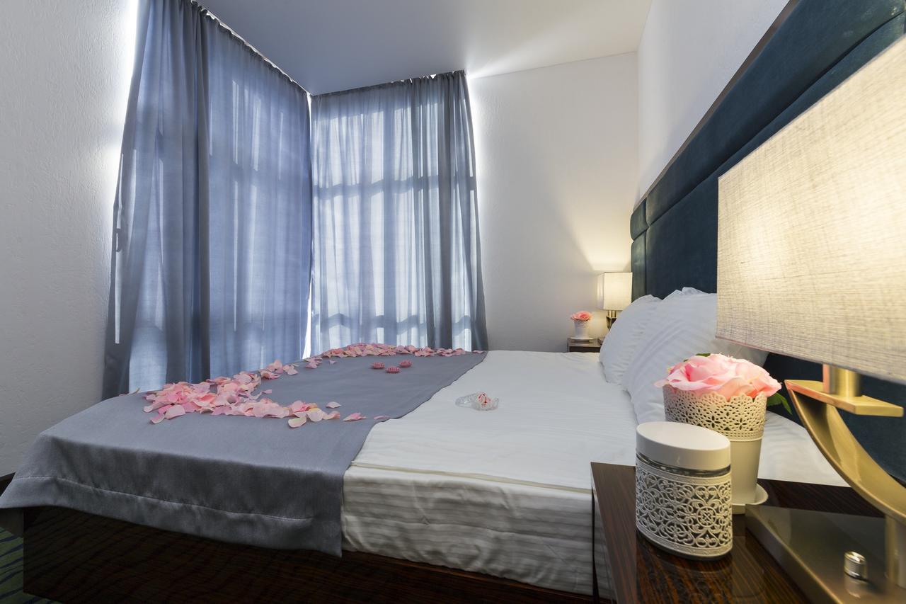 Отель  Sunrise Garden 3* Гагра Экстерьер фото