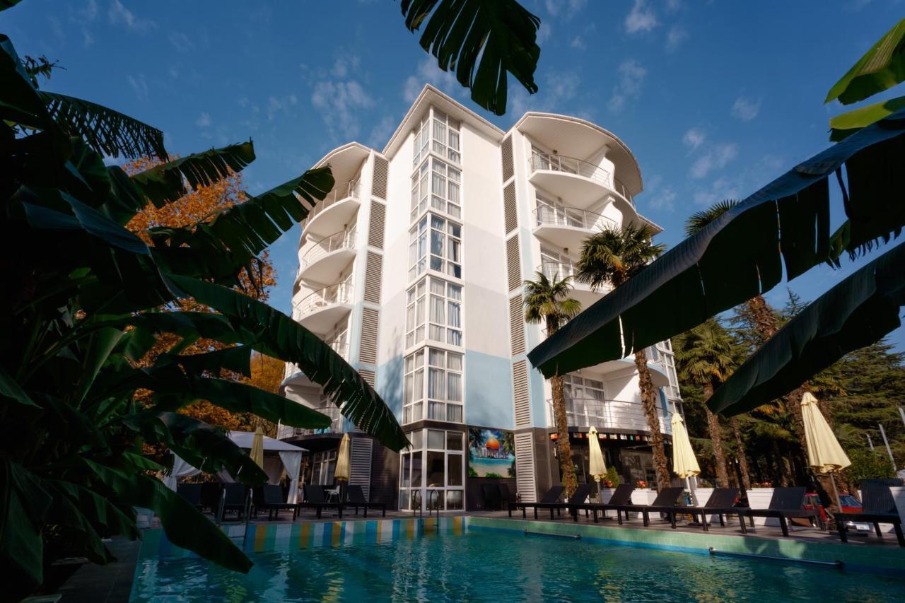 Отель  Sunrise Garden 3* Гагра Экстерьер фото